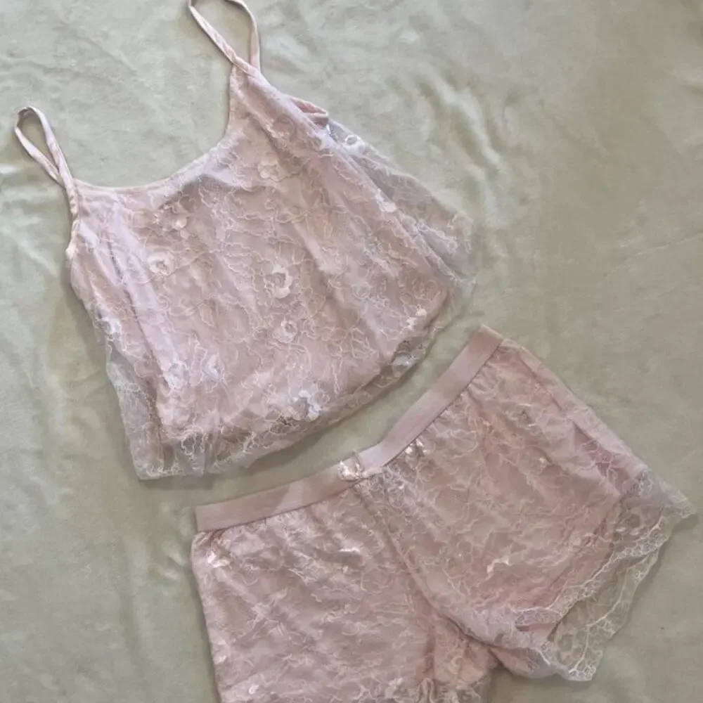Nanette Lepore Pink Lace Lingerie Set Small Pink